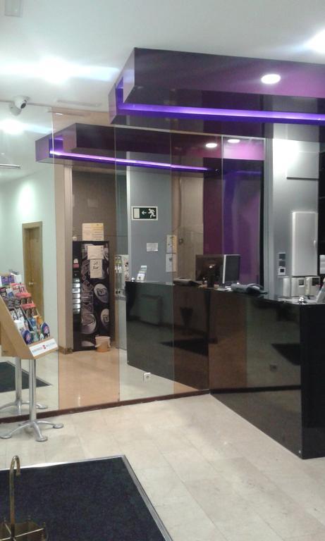 Hostal Buenos Aires Madrid Exterior photo
